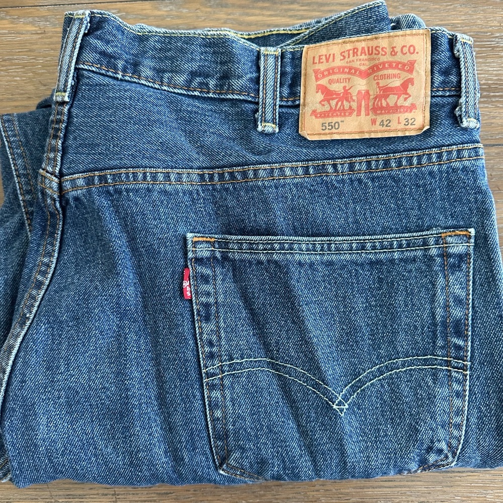 Levi’s‎ jeans 550 size 42x32